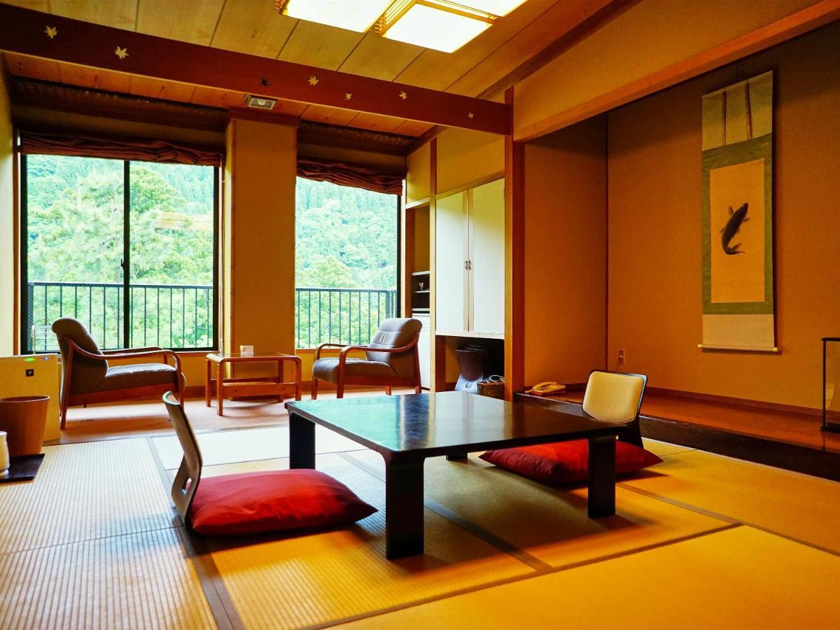 Sanrakuen Hotel Tonami Exterior photo